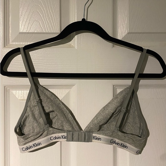 Calvin Klein Heather Grey Women’s Carousel Triangle Bralette - Picture 4 of 6